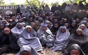 Nigeria: Voici les promesses de Buhari aux 21 filles de Chibok libérées par Boko Haram