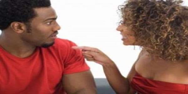 7 signes qui montrent que c’est vous qui détruisez votre relation amoureuse