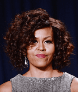 découvrez le top 10 de coiffures de Michelle Obama comme Première Dame