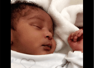 Photo: Découvrez la lettre émouvante de la chanteuse ivoirienne Josey à son nouveau-né