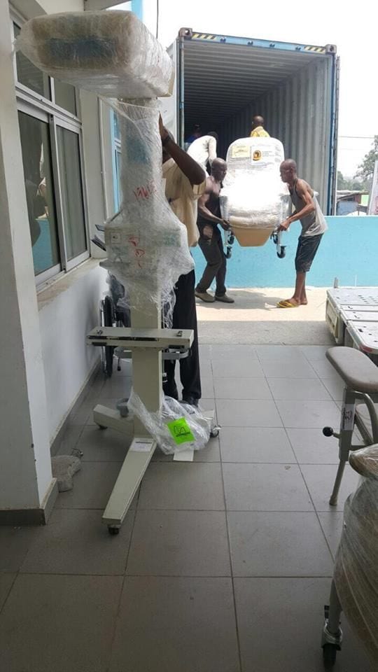 Cameroun: Samuel Eto'o fait un don au pavillon qui porte son nom à l'hôpital Laquintinie de Douala...photo