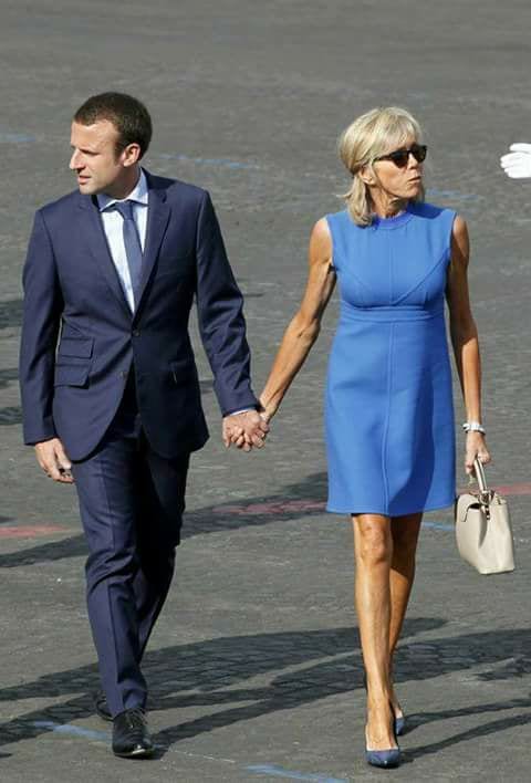 France: Macron, 40 ans, et sa femme Brigitte 64 ans. Un couple qui suscite la polémique