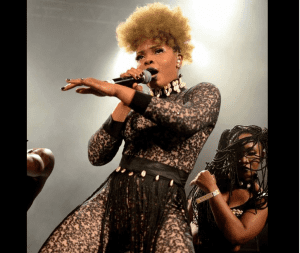 Vidéo- Yemi Alade offre un show triomphal à Paris