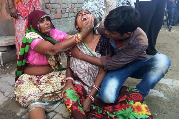 Inde: un mariage vire au drame, 24 morts! Photos