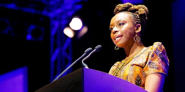 Chimamanda Ngozi Adichie, une écrivaine engagée pour la cause féministe