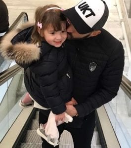 People : Malgré son état de santé, Karim Benzema joue le père attentionné!