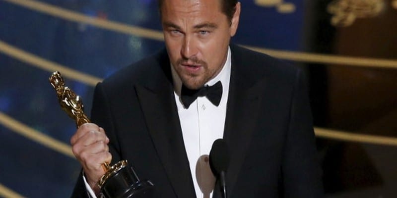 Leonardo DiCaprio accepts the Oscar for Best Actor for the movie « The Revenant » at the 88th Academy Awards in Hollywood