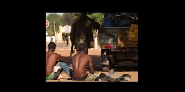 armee-malienne-soldat-militaire-fama-arrestation-groupe-terroriste-islamiste-bandits-armee-voleur-mujao-boko-haram-300×225