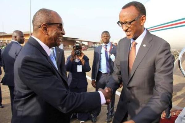 paul_kagame_et_alpha_conde1