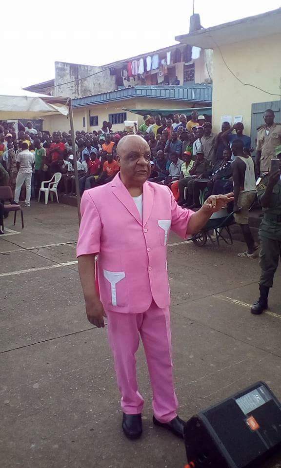 Cameroun: Gervais Mendo Ze organise des concerts de musiques religieuses à la prison de Kondengui