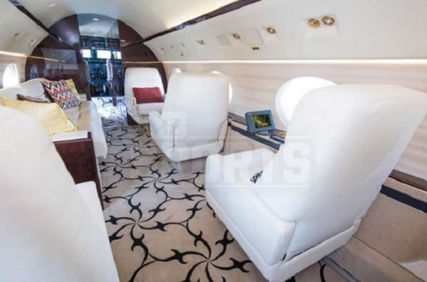 Floyd Mayweather s'achète son deuxième jet privé, et c'est du lourd: PHOTO