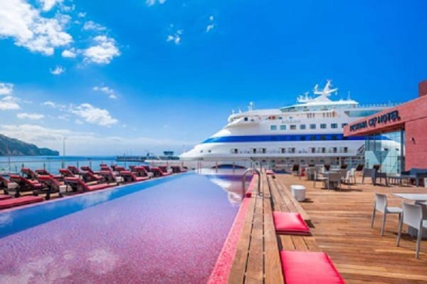 Cristiano Ronaldo: Découvrez l’intérieur de son hôtel 5 étoiles de plusieurs millions (PHOTOS)