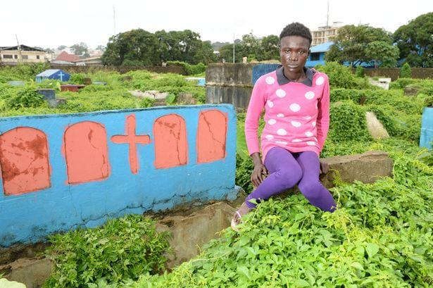 Libéria: Découvrez ces enfants prostitués qui dorment dans un cimetière (PHOTOS)