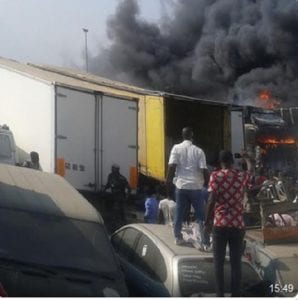 Urgent-Togo : Incendie dans un parc automobile au Port de Lomé (Photos)