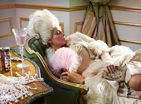 Kanye West compare sa femme Kim à l'ancienne reine de France Marie-Antoinette, décapitée pour trahison