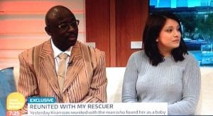 Émouvante histoire : Après 22 ans, elle a retrouvé l'homme qui l'a sauvée (photos)