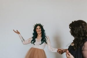 Paralysée, elle marche le jour de son mariage (Photos)