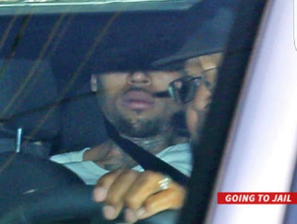 Chris Brown arrêté pour agression avec une arme à feu
