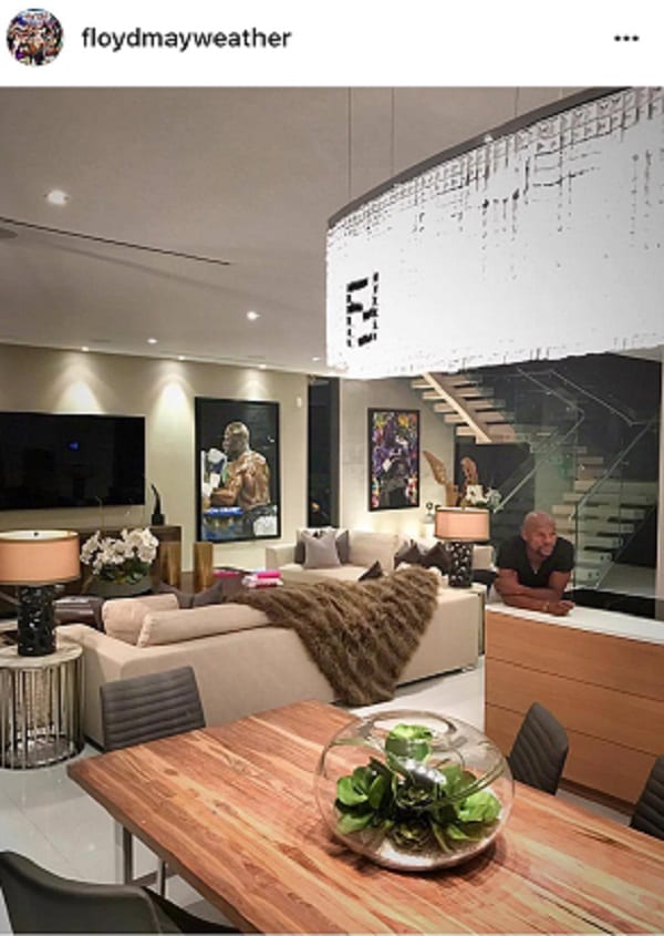 Floyd Mayweather partage un émouvant témoignage de sa vie: de 'médiocre à héro'