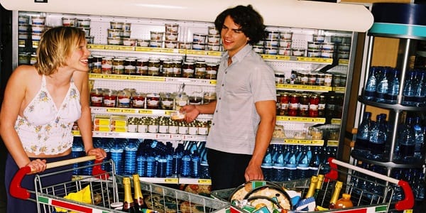 Voici 5 tactiques pour aborder une femme