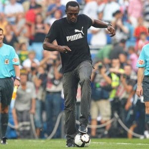 Découvrez comment Usain Bolt veut être "un mélange de Messi et de Cristiano"