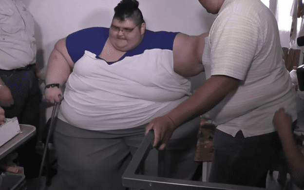 L'homme le plus gros du monde voudrait perdre 300 kilos...Vidéo