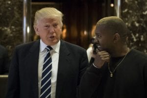 A peine sorti de l'hôpital, Kanye West rencontre Donald Trump (vidéo)