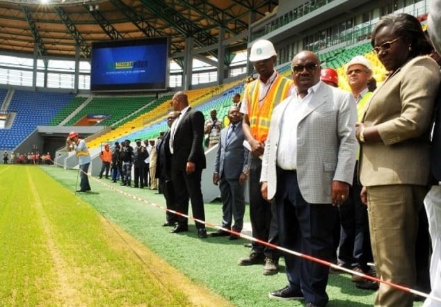 Gabon: A un mois de la CAN 2017, voici ce que fait le président Ali Bongo