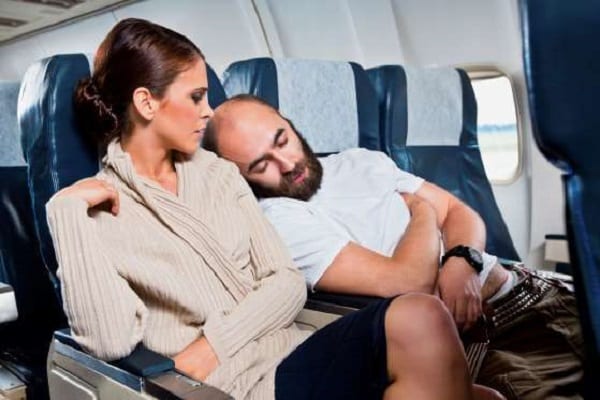 5 choses ennuyeuses à ne pas faire dans un avion: PHOTOS