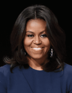 découvrez le top 10 de coiffures de Michelle Obama comme Première Dame