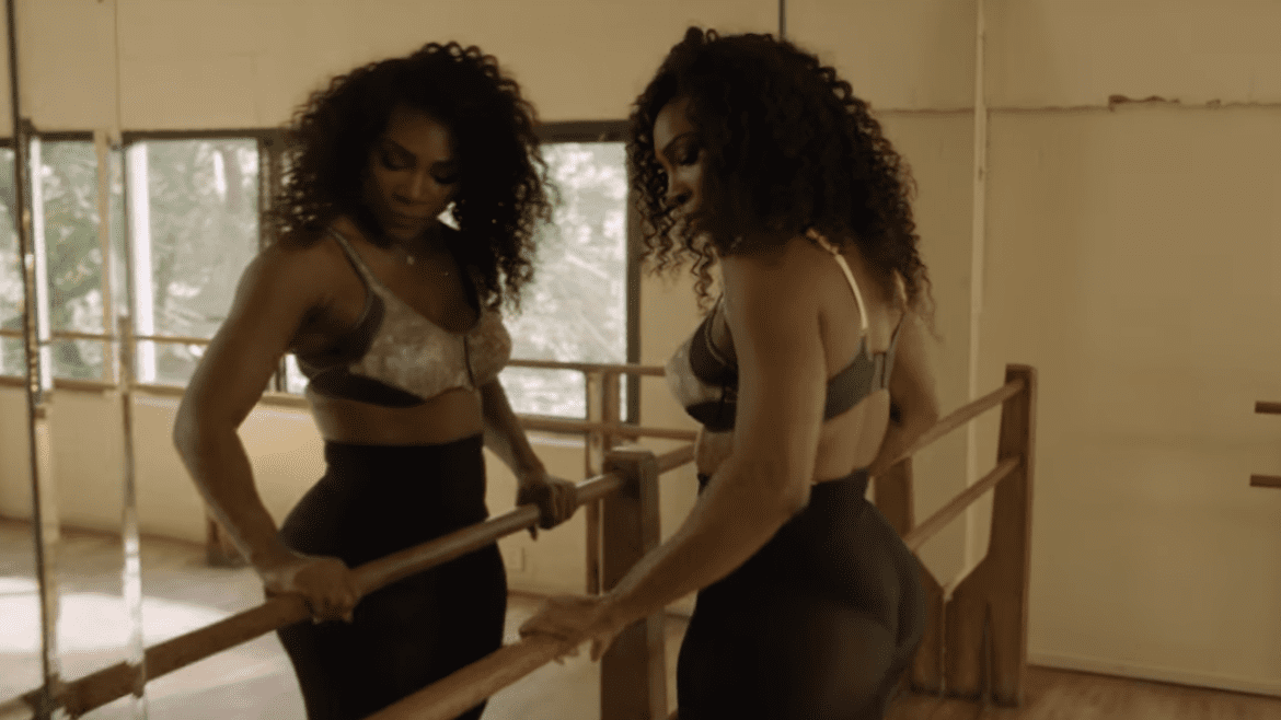 USA: En attendant l'Open d'Australie, Serena Williams danse en soutien-gorge...Vidéo