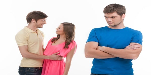 Couple: voici la solution, quand l'ami(e) de votre conjoint(e) vous fait des avances