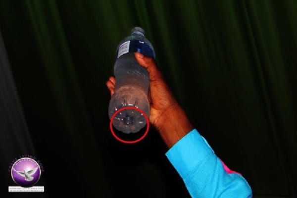 Incroyable ! Un pasteur sud-africain fait boire du poison de rat à ses fidèles: PHOTOS