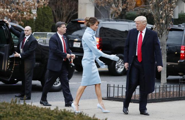 USA: Voici pourquoi Donald Trump n'aime pas tenir la main de sa femme Melania en public