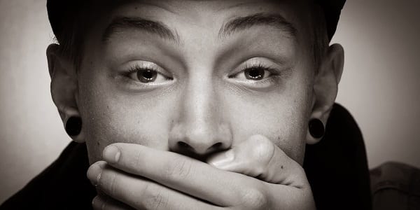 5 choses qui peuvent vous arriver quand vous avez la langue bien pendue