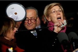 Une sénatrice démocrate forcée à se taire durant une session du Sénat
