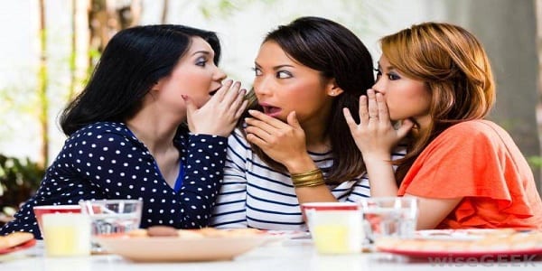 It is healthy to gossip says this study - Insolite: Top 9 des catégories d’élèves qu’on trouve dans une salle de classe