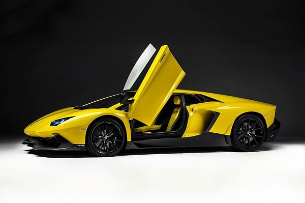Lamborghini  lance le rappel de plus de 5.000 supercars