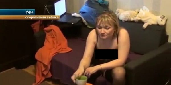 Photos: En regardant le journal télévisé, il fait une découverte effroyable sur sa femme…Explications