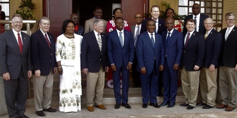 photo de famille de la délégation et la partie togolaise