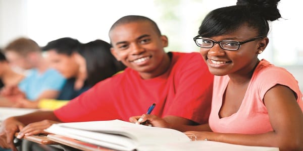 Jeunes diplômés, voici comment booster votre carrière professionnelle en un temps record