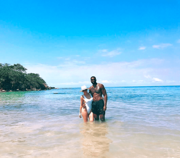 Khloe Kardashian en vacances avec son amoureux le basketteur Tristan Thompson...Photo