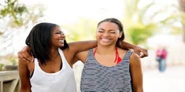 Quatre qualités essentielles que vous trouverez chez une bonne amie