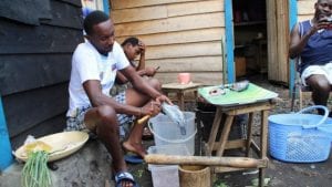 RDC: Lassés du chômage, des jeunes créent un "restaurant mobile"