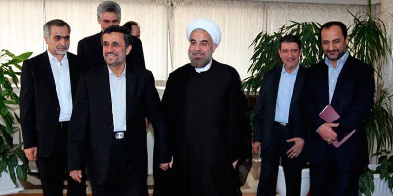 Mahmoud Ahmadinejad et Hassan Rohani