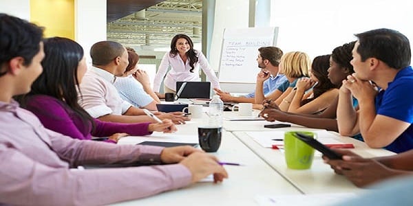 Attirer la sympathie des autres: 4 attitudes à cultiver