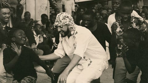 Le rappeur américain French Montana fait don de 100.000$, en Ouganda: VIDÉO