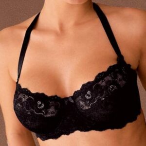 L’astuce pour faire tenir tout type de sein dans un soutien-gorge sans bretelles