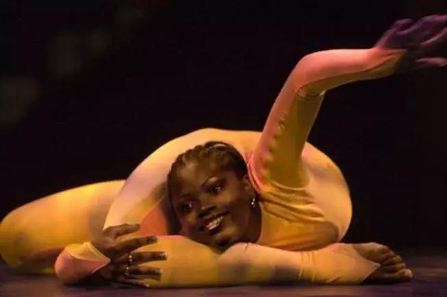 Découvrez en photos Nokulunga Buthelezi, la femme serpent d'Afrique