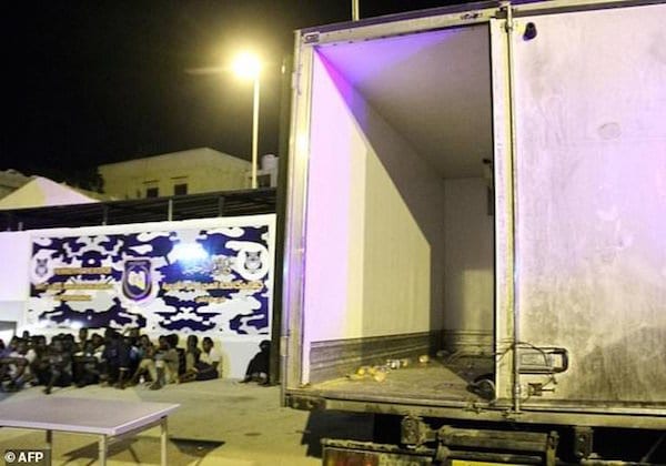 Libye: Les corps de 7 migrants africains trouvés dans un camion abandonné